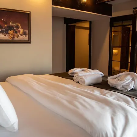 Bahus فندق مبيت وإفطار 4*