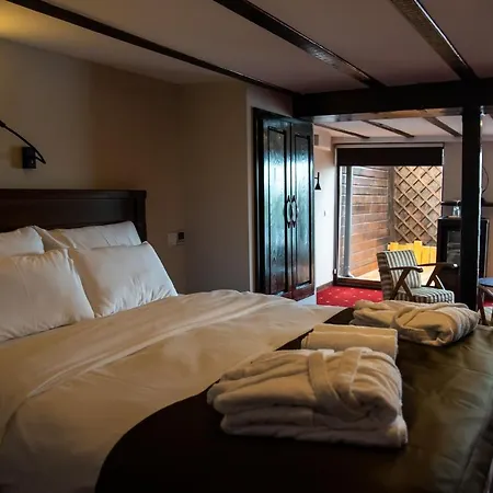 Bahus فندق مبيت وإفطار 4*