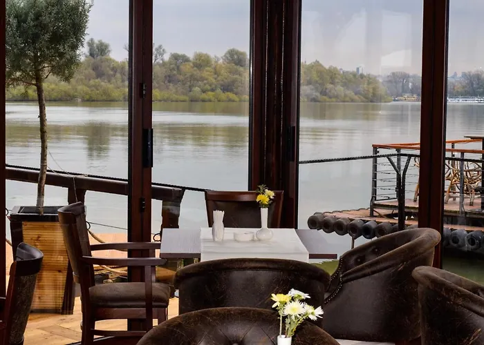 住宿加早餐酒店 Bahus