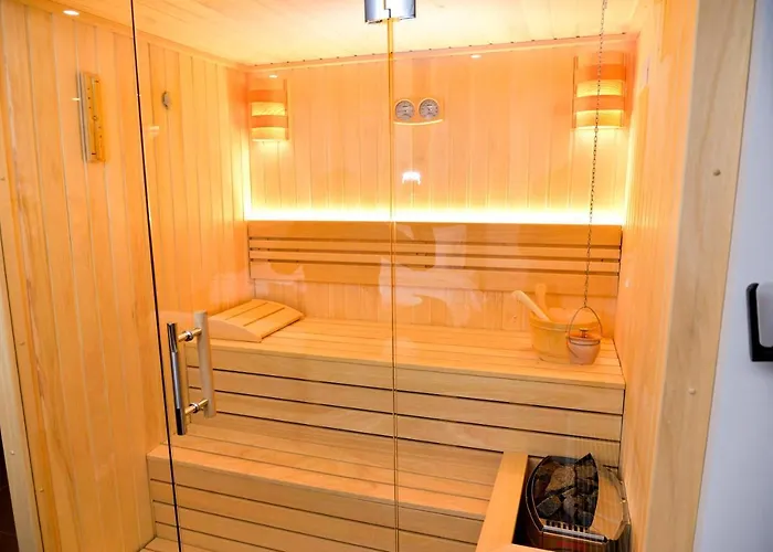 住宿加早餐酒店 Bahus 4*